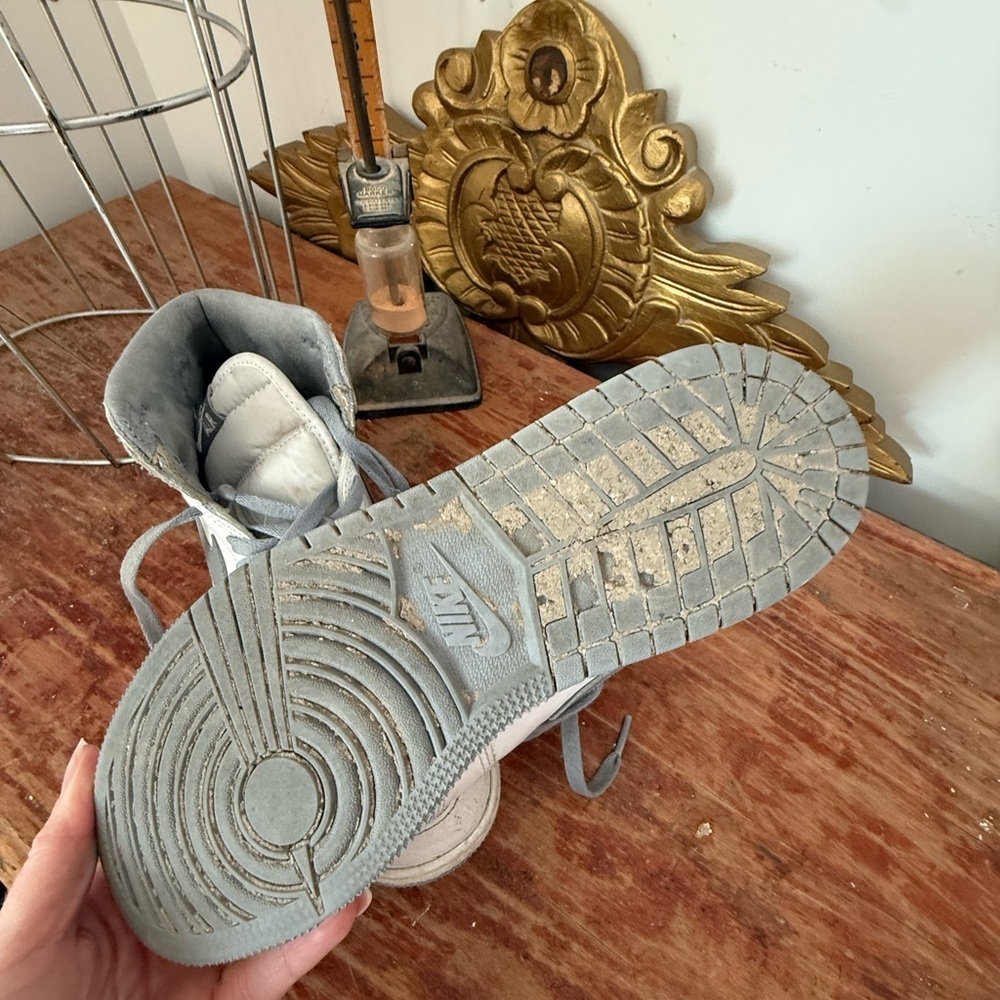 Nike Air Grey and White sneakers - Picture 2 of 3